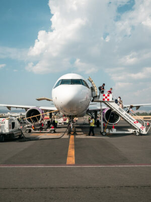 Como Comprar Passagem Aérea Barata - 2 Estratégias Eficazes