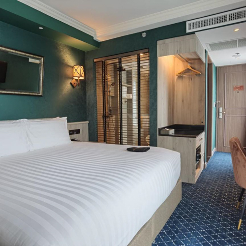 The Coach Hotel Sukhumvit - Asok BTS Bangkok